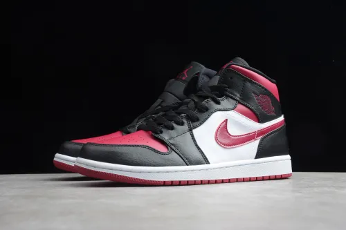 Nike Air Jordan 1 Mid  Bred Toe  Black/Gym Red-White 554724-066