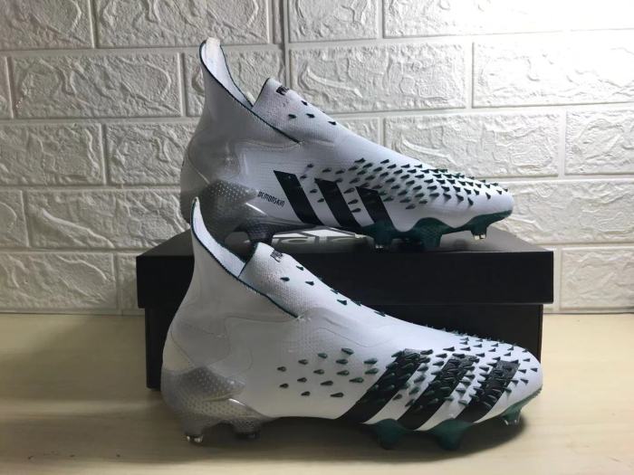 Predator Freak FG Black White Green Laceless Soccer Shoes