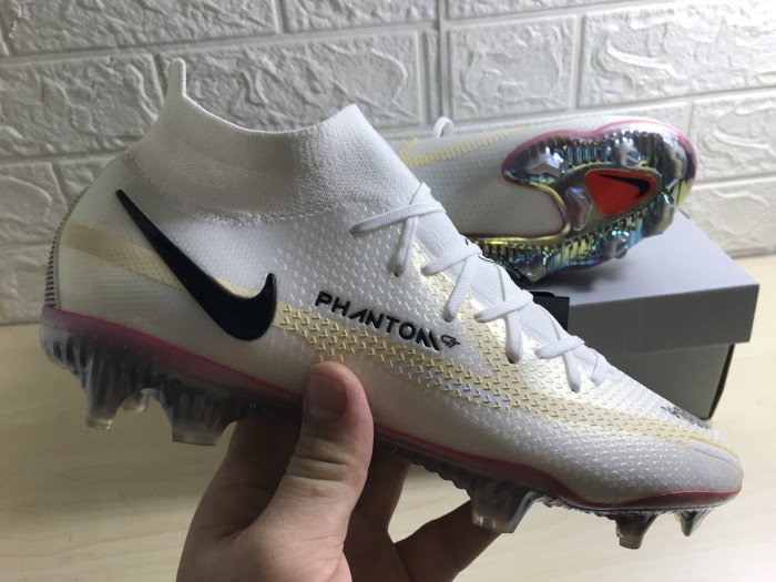 Phantom GT II Dynamic Fit Elite DF FG Soccer Shoes