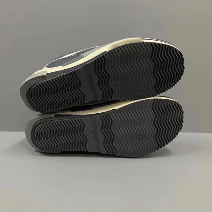 Waffle Sacai Black Dark Grey