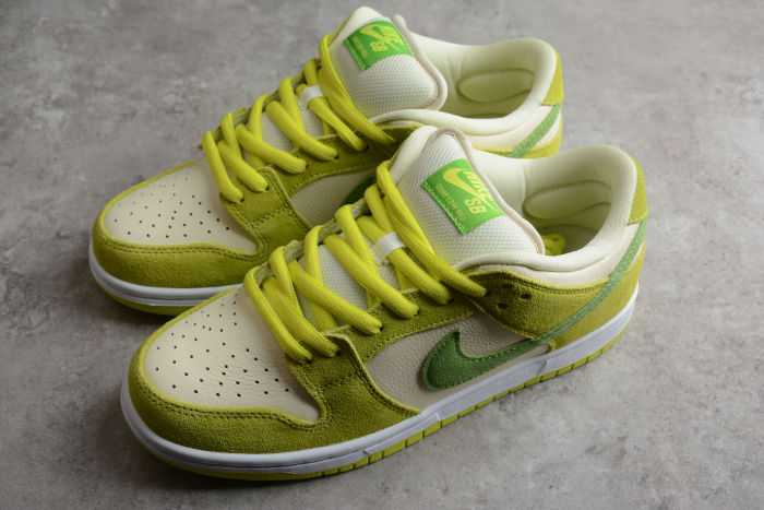 SB Dunk Low Green Apple DM0807-300