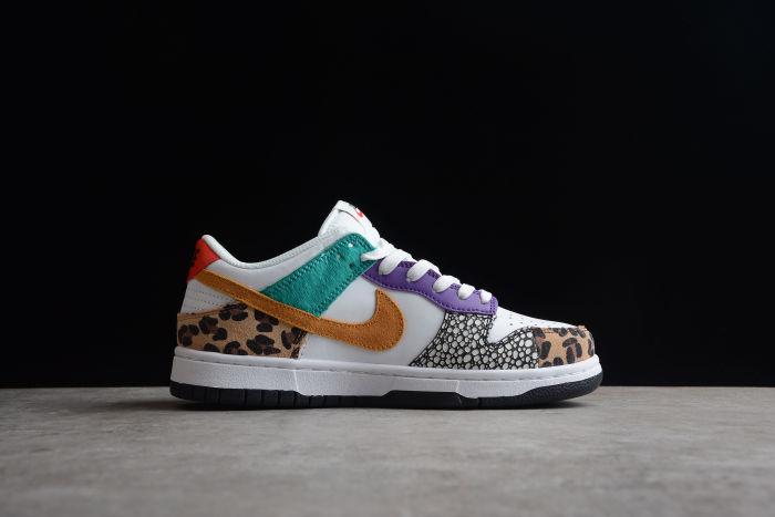 SB Dunk Low Patchwork DN3866-100