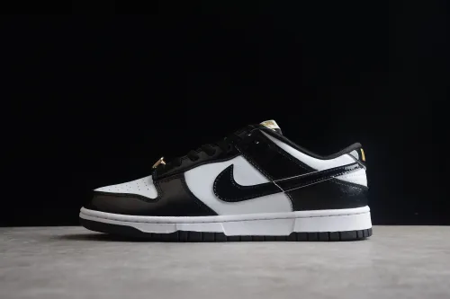SB Dunk Low Pro World Champions Black White DR9511-100