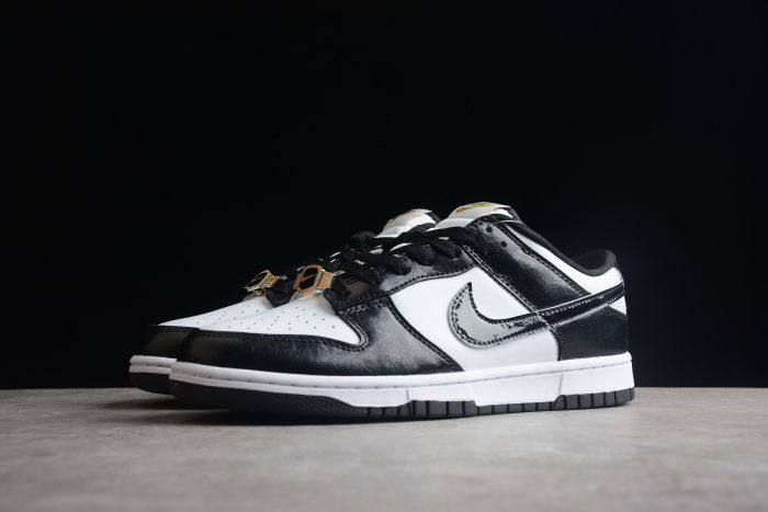 SB Dunk Low Pro World Champions Black White DR9511-100