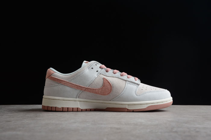 SB Dunk Low Fossil Rose DH7577-001
