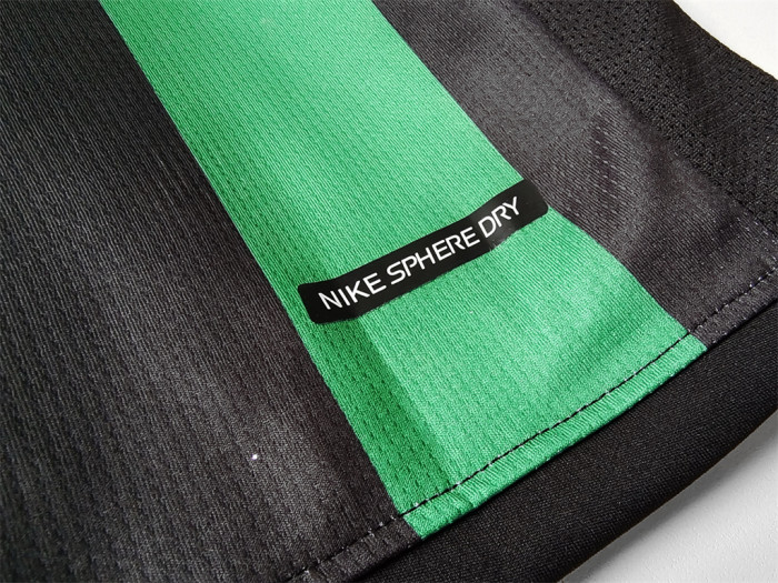 Celtic Away Retro Jersey 2005/06