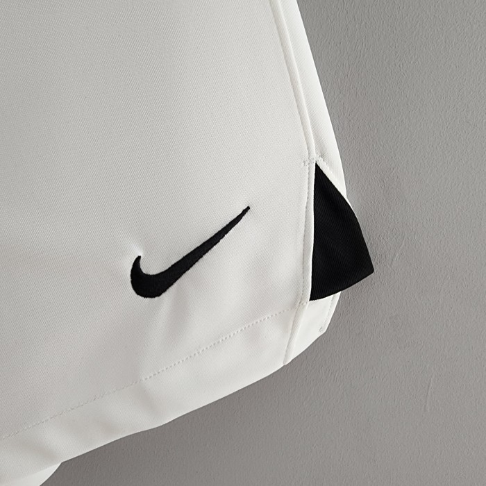 Liverpool White Shorts 22/23