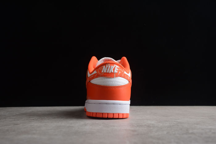 SB Dunk Low “Orange Paisley”  DH4401 103