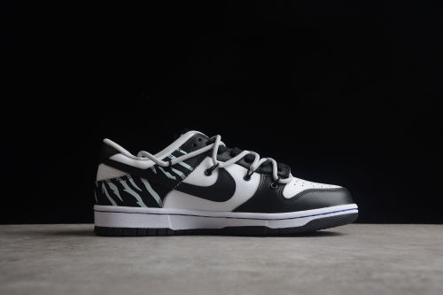 SB Dunk DD3363-002