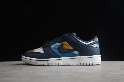 SB Dunk Low Graffiti DM0108-400