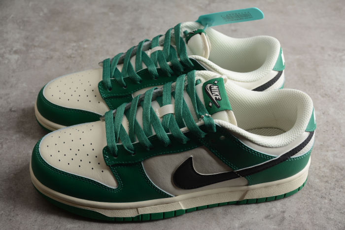 SB Dunk Low “Lottery” White Green Black DR9654-100