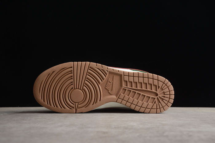 SB Dunk Low Green FB7160-161