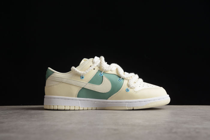 SB Dunk Low DJ6188-100