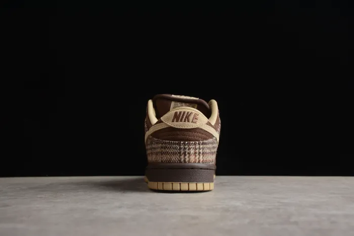 Stussy x SB Dunk Low Pro Cherry Brown 304292-223