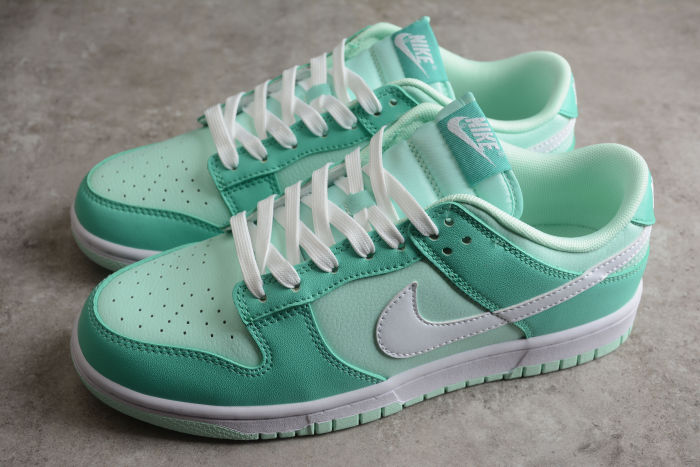 SB Dunk Low Green White DJ6188-301