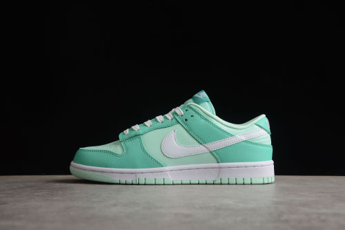 SB Dunk Low Green White DJ6188-301
