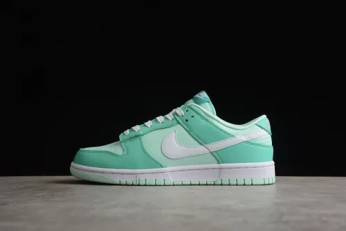 SB Dunk Low Green White DJ6188-301