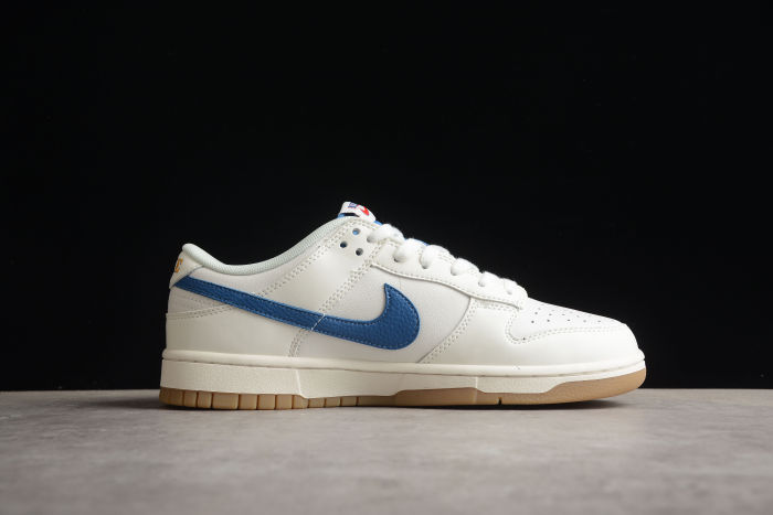 SB Dunk Low “Sail Blue” DX3198-133
