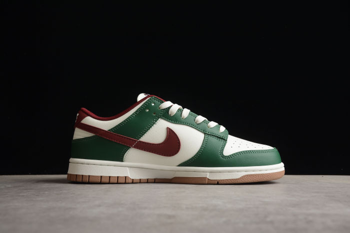 SB Dunk Low Green FB7160-161