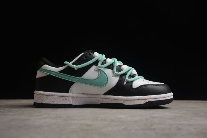 SB Dunk Low NO 205 Tiffany blue FD4623 131