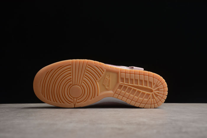 SB Dunk Low Pink Teddy Bear DZ5318-640