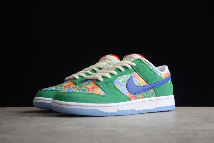 SB Dunk Low Foam Finger DZ5184-300