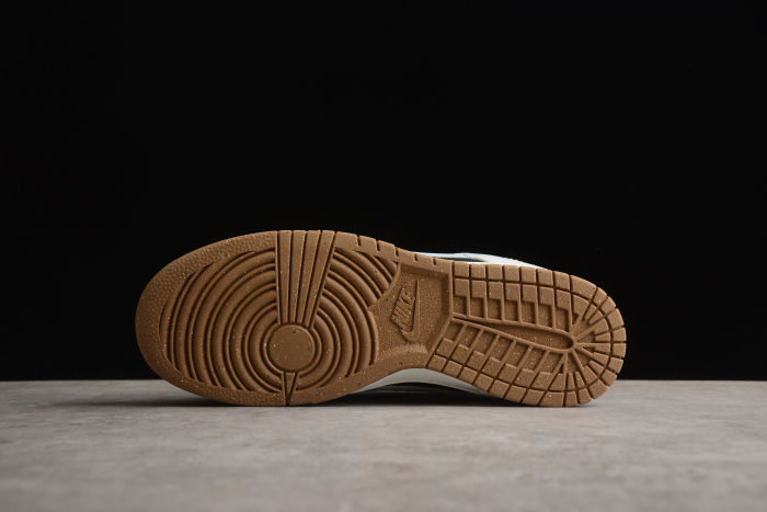 SB Dunk Low SE 85 Black White DO9457-100