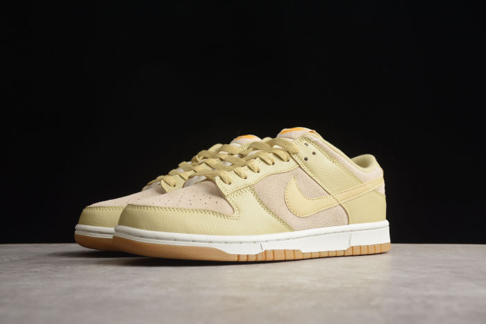 SB Dunk Low Tan Suede Desert Yellow DZ4513-200