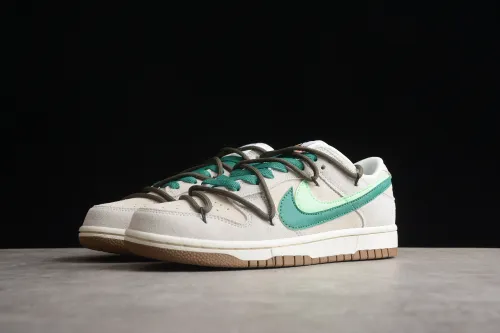 SB Dunk Low 85 Green DO9457-100