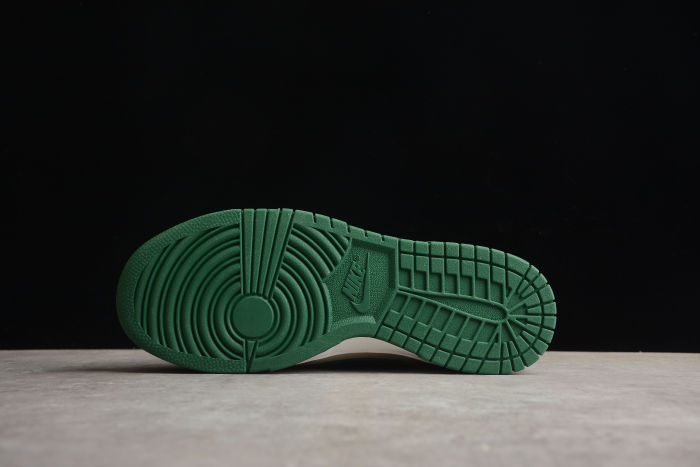 SB Dunk Low FB7160-231