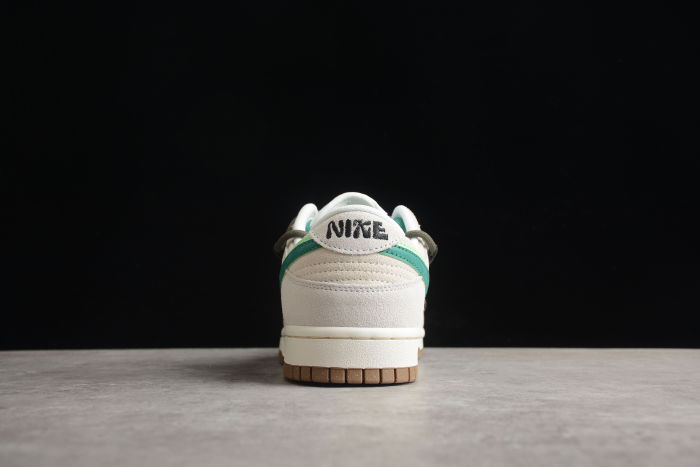 SB Dunk Low 85 Green DO9457-100