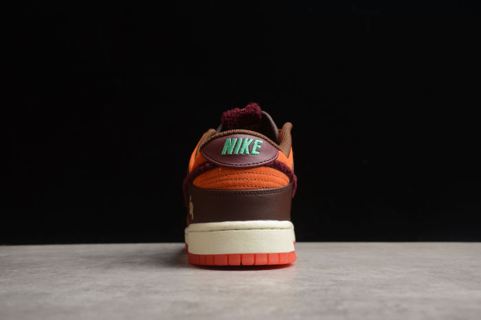 SB Dunk Low RETRO Orange Brown Year of the Rabbit FD4203 661