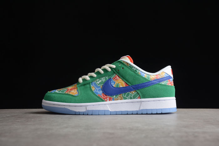 SB Dunk Low Foam Finger DZ5184-300