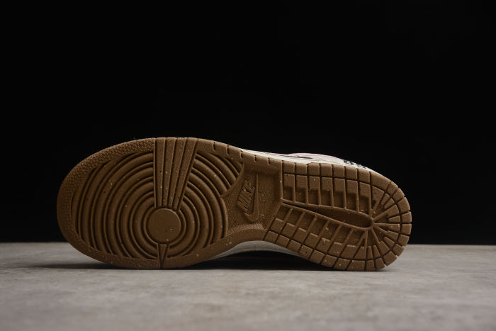 SB Dunk Low SE 85 DO9457-126