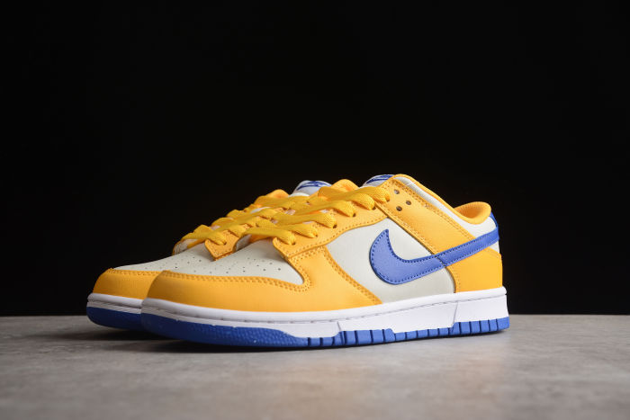SB Dunk Low DN1431-700