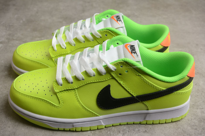 SB Dunk Low Glow In The Dark Fluorescent Green FJ4610-702
