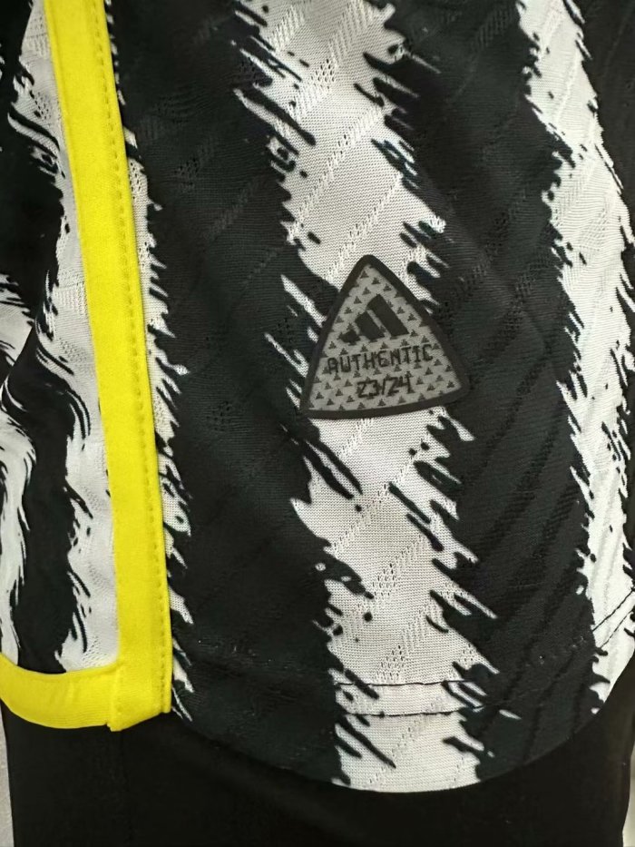 Juventus Home Player Jersey 23/24