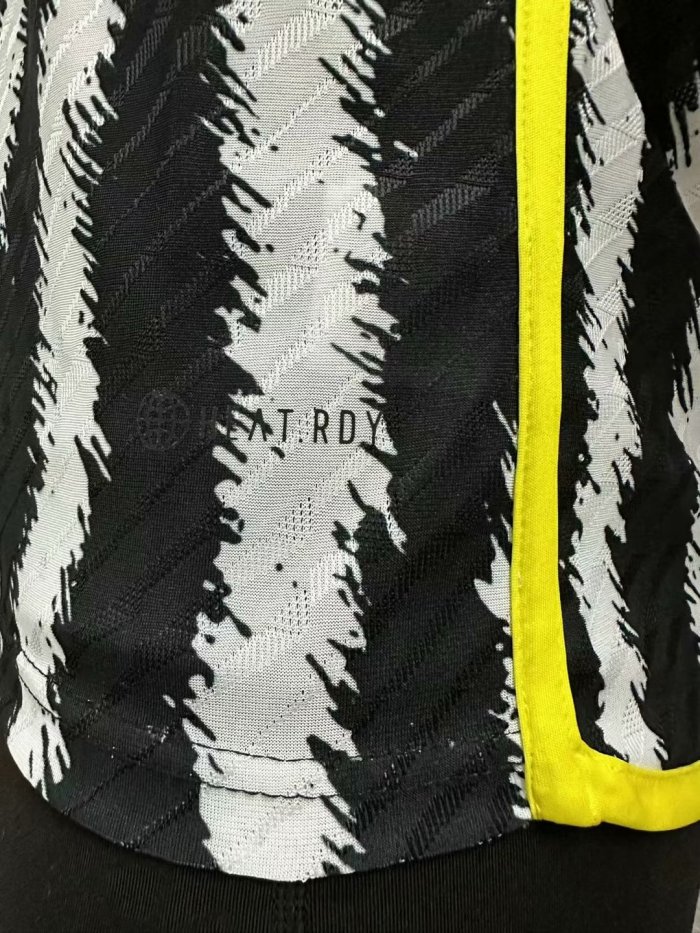 Juventus Home Player Jersey 23/24