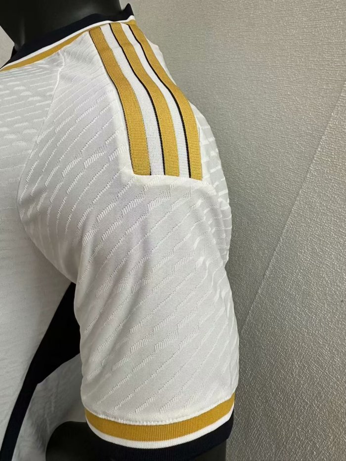 Real Madrid Home Player Jersey 23/24