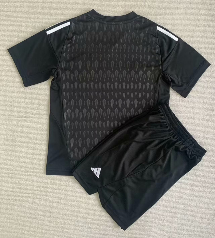 Manchester United Kids Goalkeeper Jersey 23/24 Black