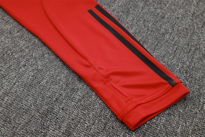 Manchester United Kids Training Suit 23/24