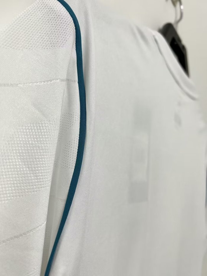 Real Madrid Home  Retro Jersey 17/18