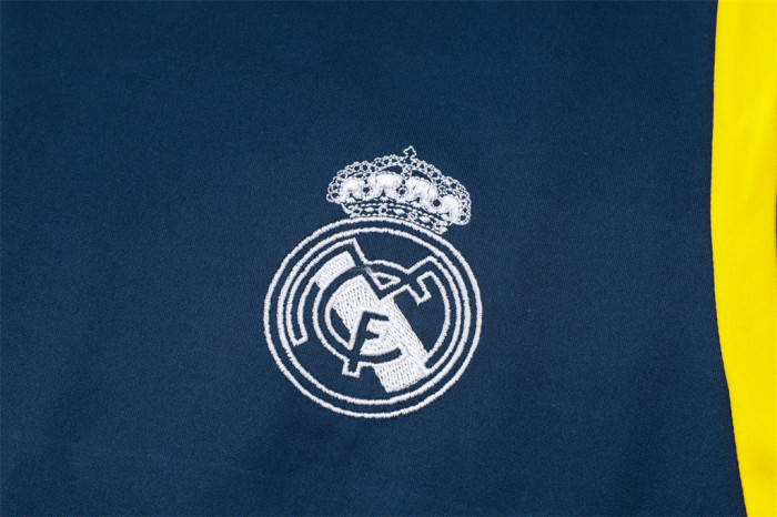 Real Madrid Training Jersey 23/24