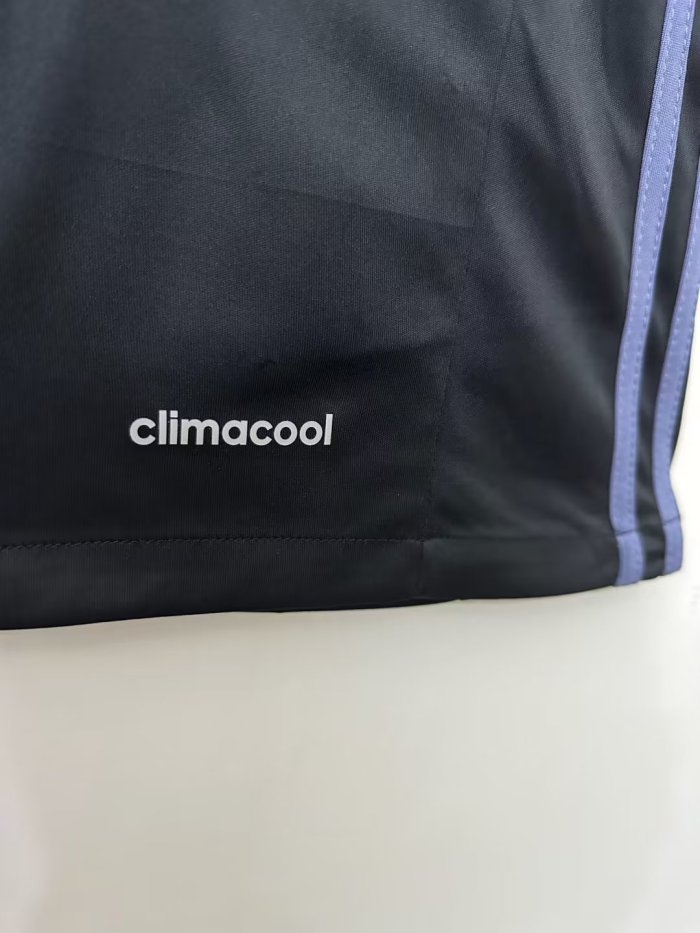 Real Madrid Third Long Sleeve Retro Jersey 2016/17