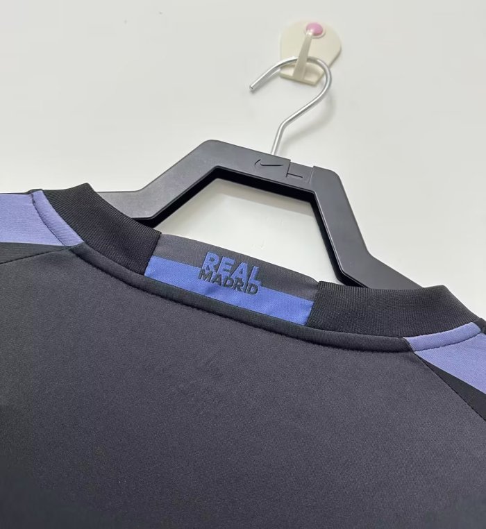 Real Madrid Third Long Sleeve Retro Jersey 2016/17