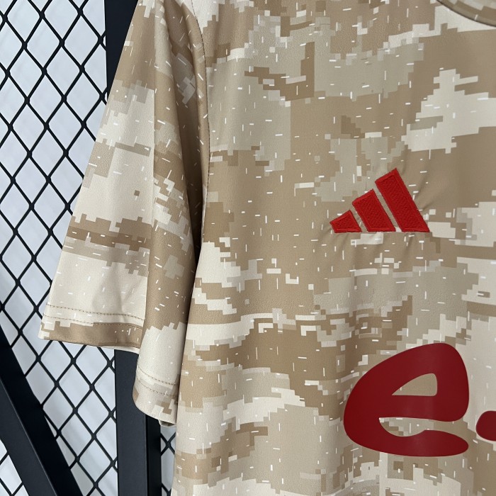 Nottingham Forest Limited Edition Warm Up Man Jersey 23/24