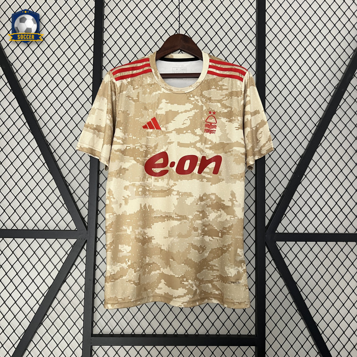 Nottingham Forest Limited Edition Warm Up Man Jersey 23/24