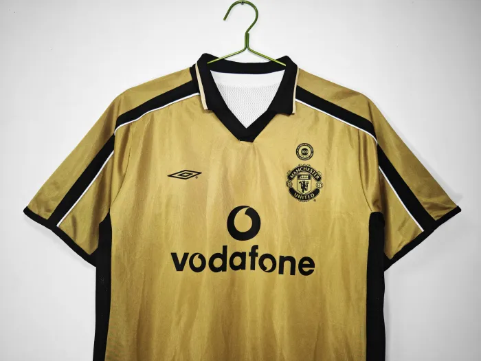 Manchester United 2001/02 Reversible Centenary Retro Jersey