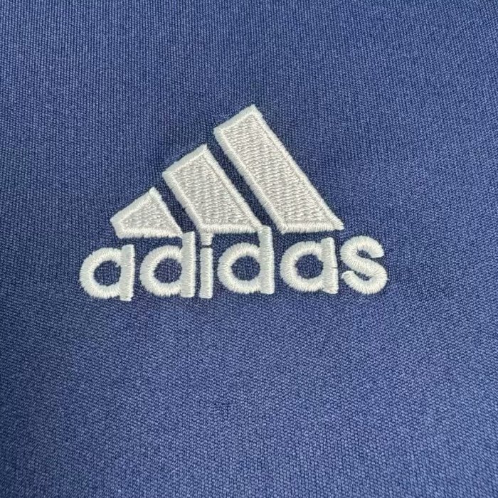 Real Madrid Away Retro Jersey 2005/06