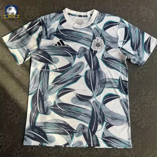 Newcastle United Pre-Match Green Man Jersey 24/25